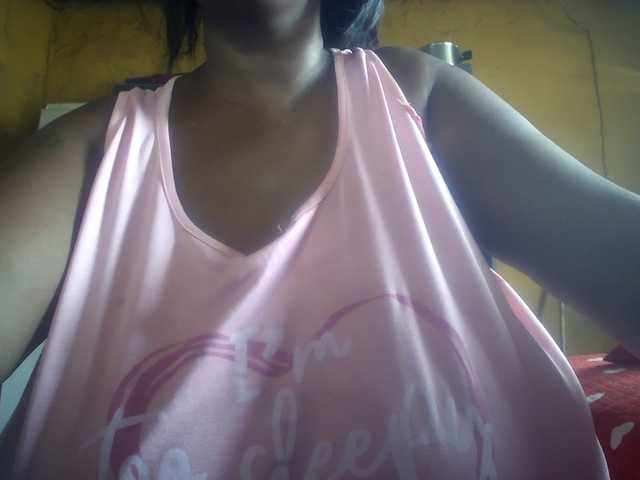 Melonboobs1's BongaCams show and profile