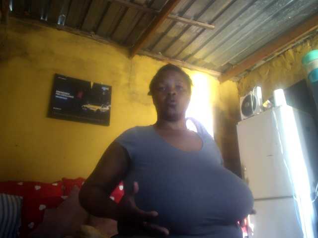 Melonboobs1's BongaCams show and profile