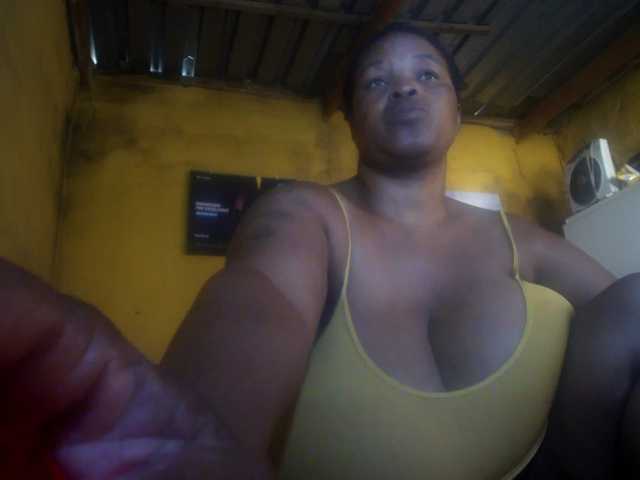 Melonboobs1's BongaCams show and profile