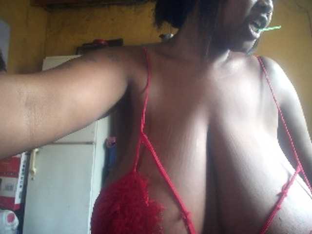 Melonboobs1's BongaCams show and profile