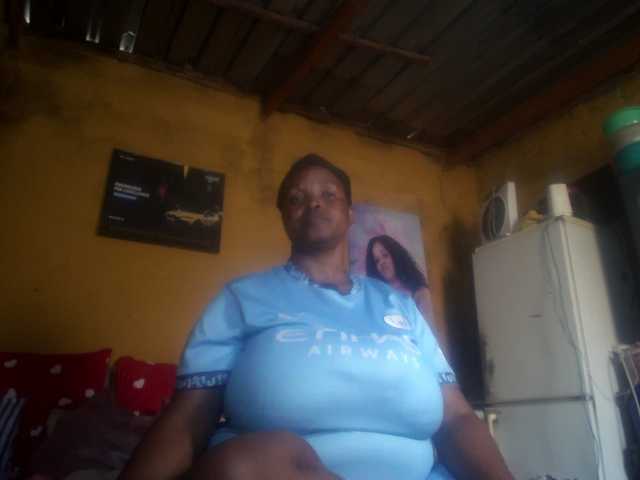 Melonboobs1's BongaCams show and profile