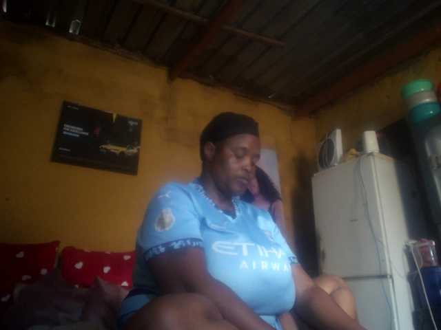 Melonboobs1's BongaCams show and profile