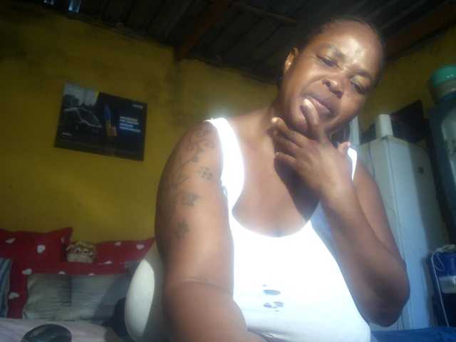 Melonboobs1's BongaCams show and profile