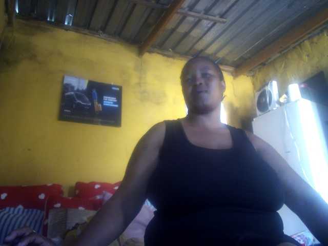 Melonboobs1's BongaCams show and profile