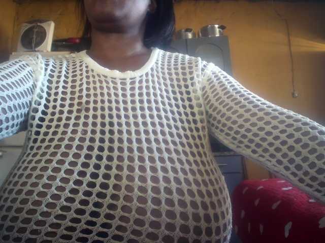 Melonboobs1's BongaCams show and profile