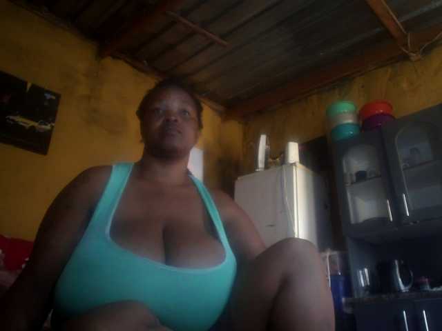 Melonboobs1's BongaCams show and profile