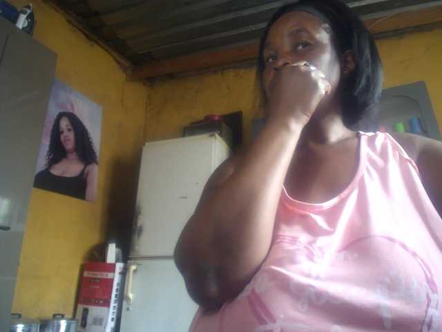 Melonboobs1's BongaCams show and profile