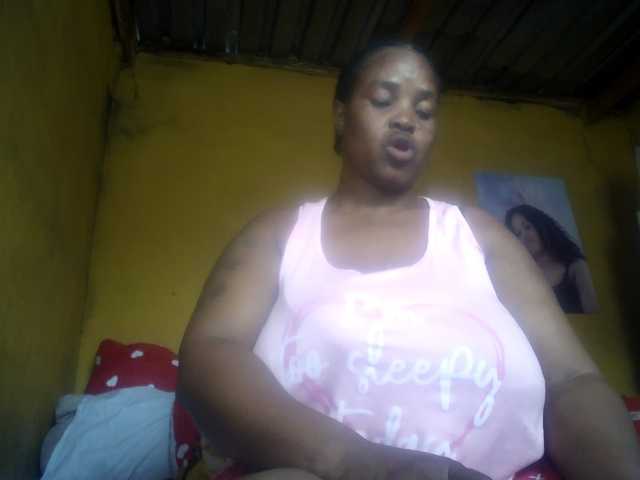 Melonboobs1's BongaCams show and profile