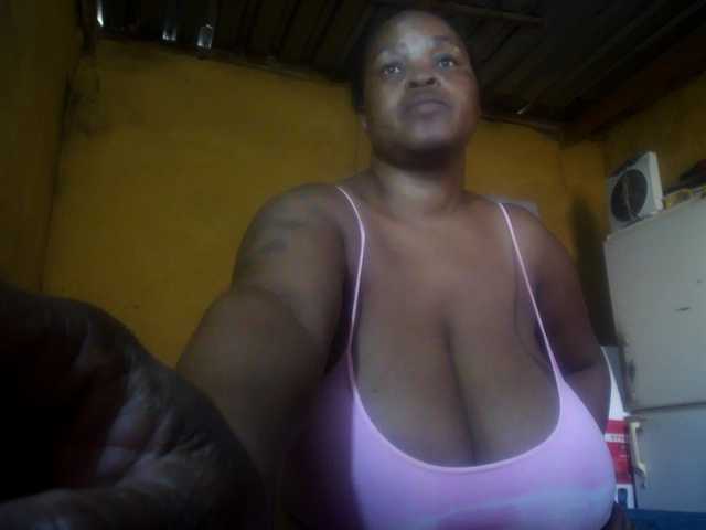 Melonboobs1's BongaCams show and profile