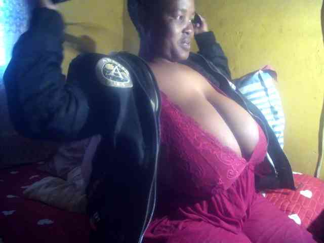 Melonboobs1 webcam