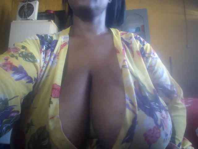 Melonboobs1 webcam