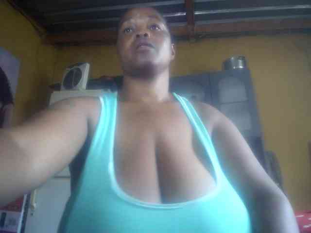 Melonboobs1 webcam