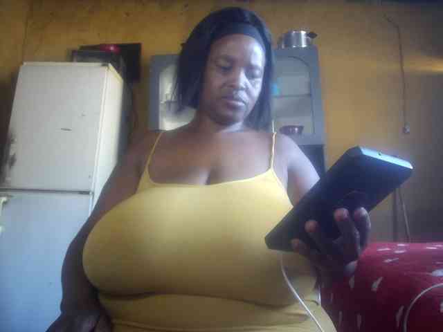 Melonboobs1 Melonboobs1