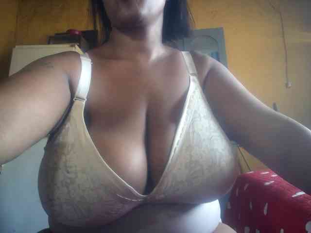 Melonboobs1 webcam