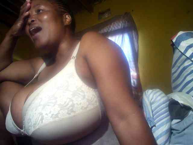 Melonboobs1 webcam