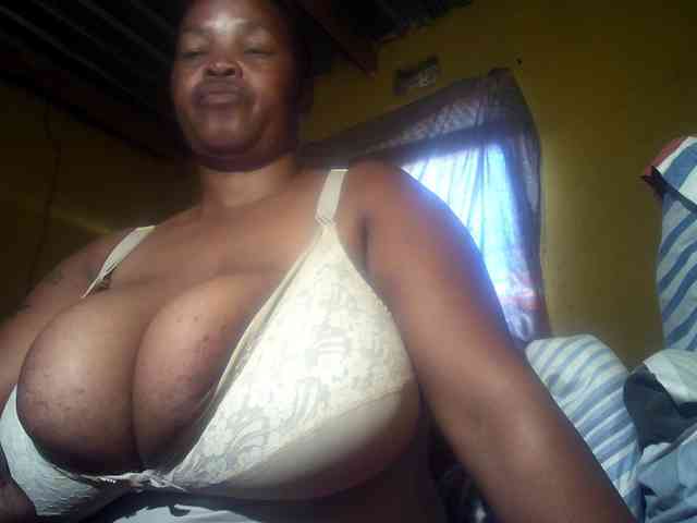 Melonboobs1 webcam