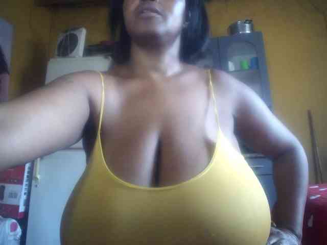 Melonboobs1 webcam