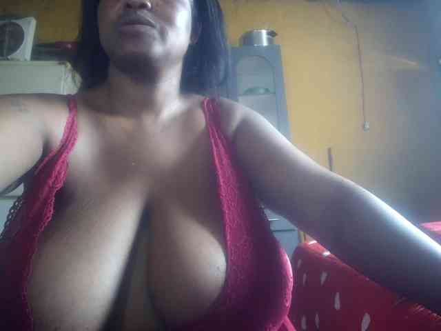 Melonboobs1 webcam