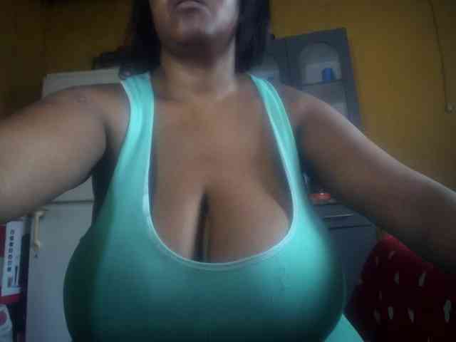 Melonboobs1 webcam