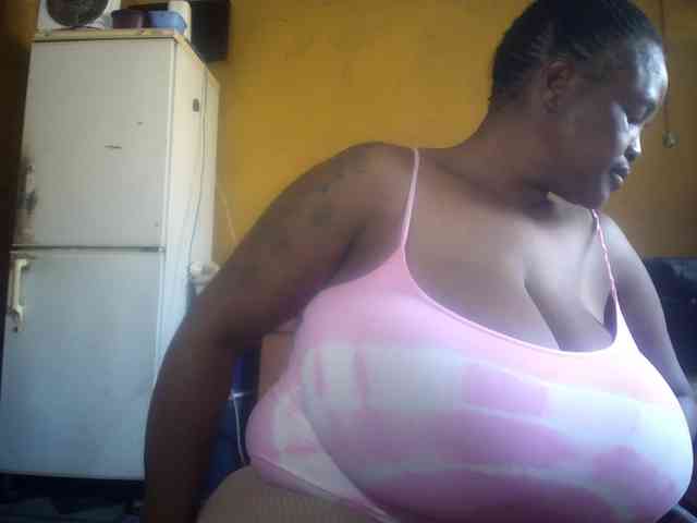 Melonboobs1 webcam