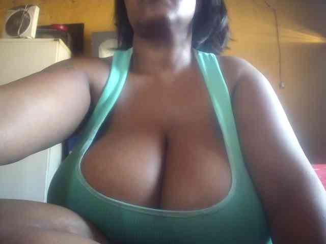 Melonboobs1 webcam