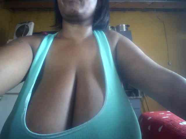 Melonboobs1 webcam