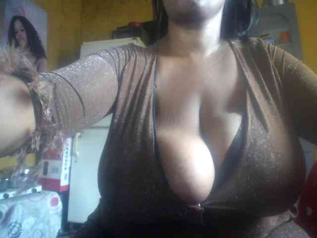 Melonboobs1 webcam