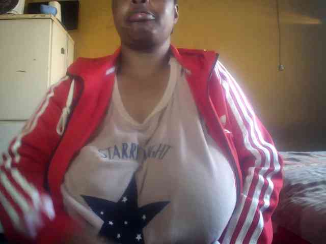 Melonboobs1 webcam