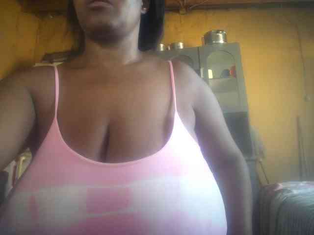 Melonboobs1 webcam