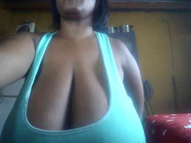Melonboobs1 webcam