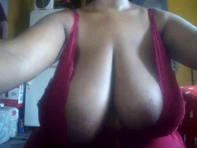 Melonboobs1 webcam