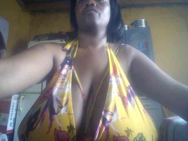 Melonboobs1 Melonboobs1