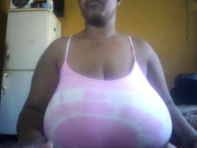 Melonboobs1 webcam