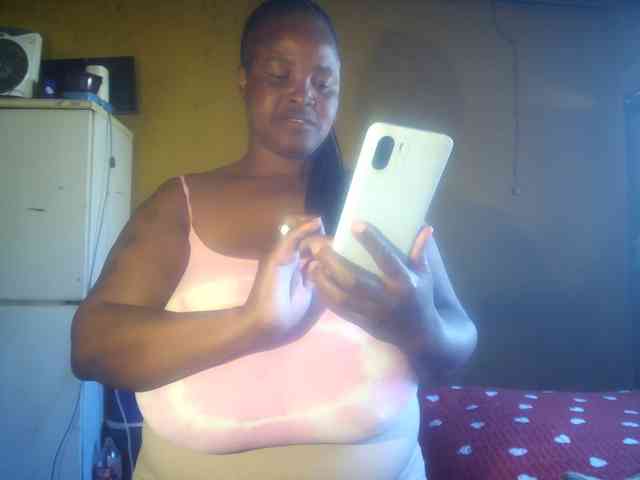 Melonboobs1 webcam