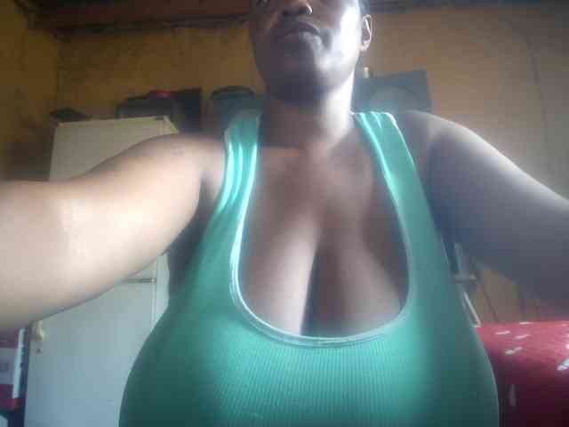 Melonboobs1 Melonboobs1