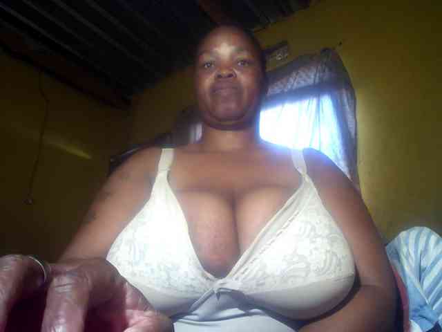 Melonboobs1 webcam