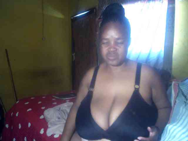 Melonboobs1 webcam