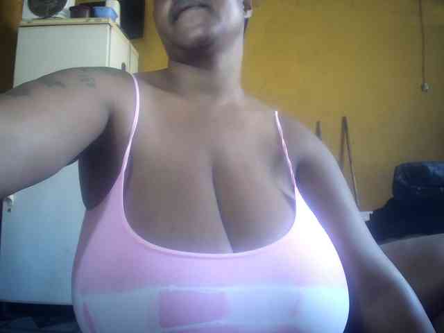 Melonboobs1 webcam