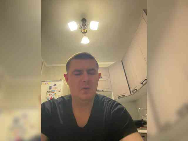Romantico1 Live Webcam on BongaCams