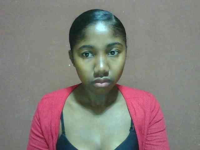 Annah21 webcam