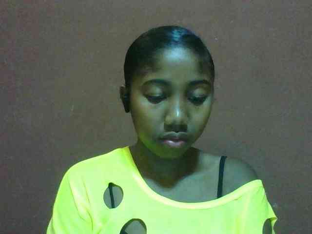 Annah21 webcam