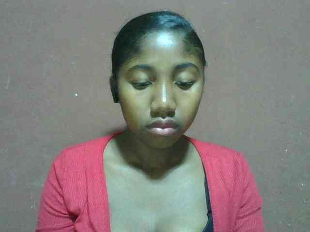 Annah21 webcam