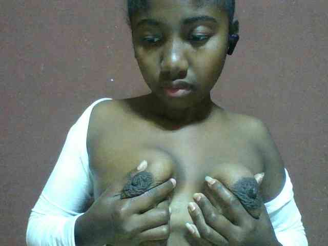 Annah21 webcam