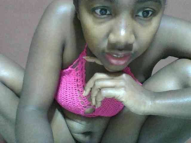 Annah21 webcam