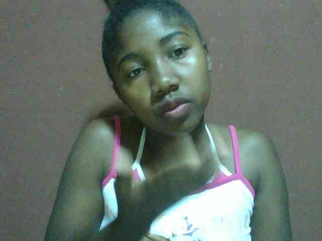 Annah21 webcam