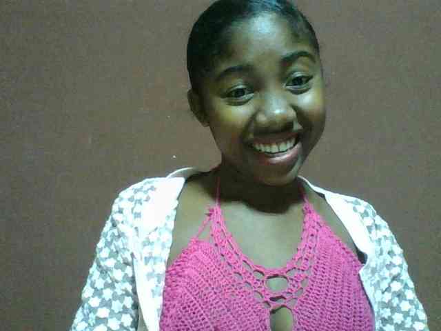 Annah21 webcam