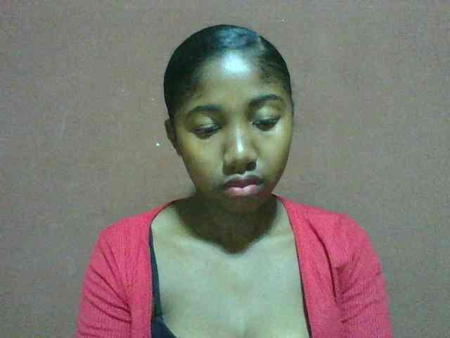 Annah21 webcam