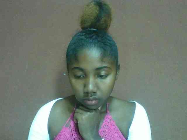Annah21 webcam