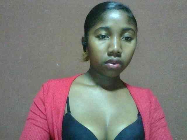 Annah21 webcam