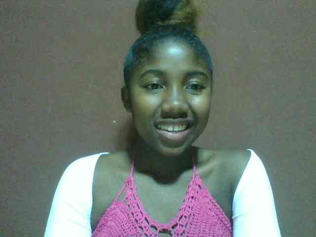 Annah21 webcam